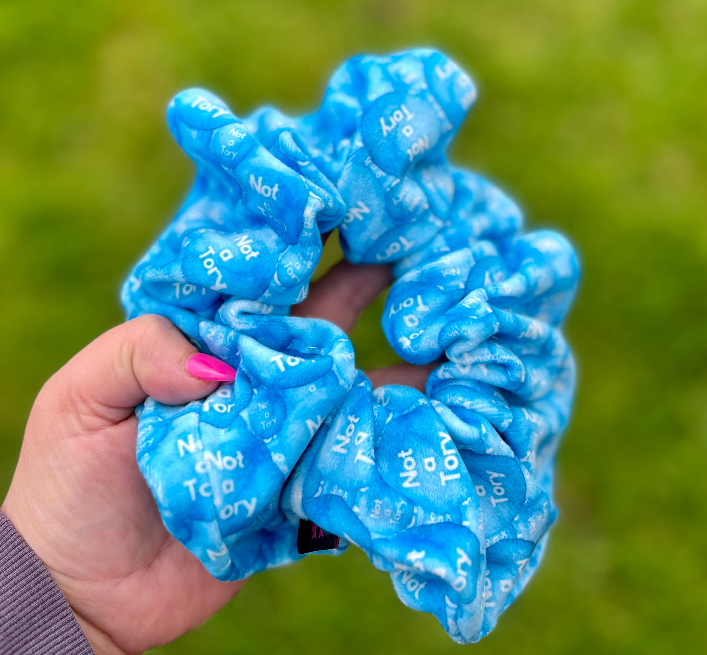 Anti political XXL scrunchies