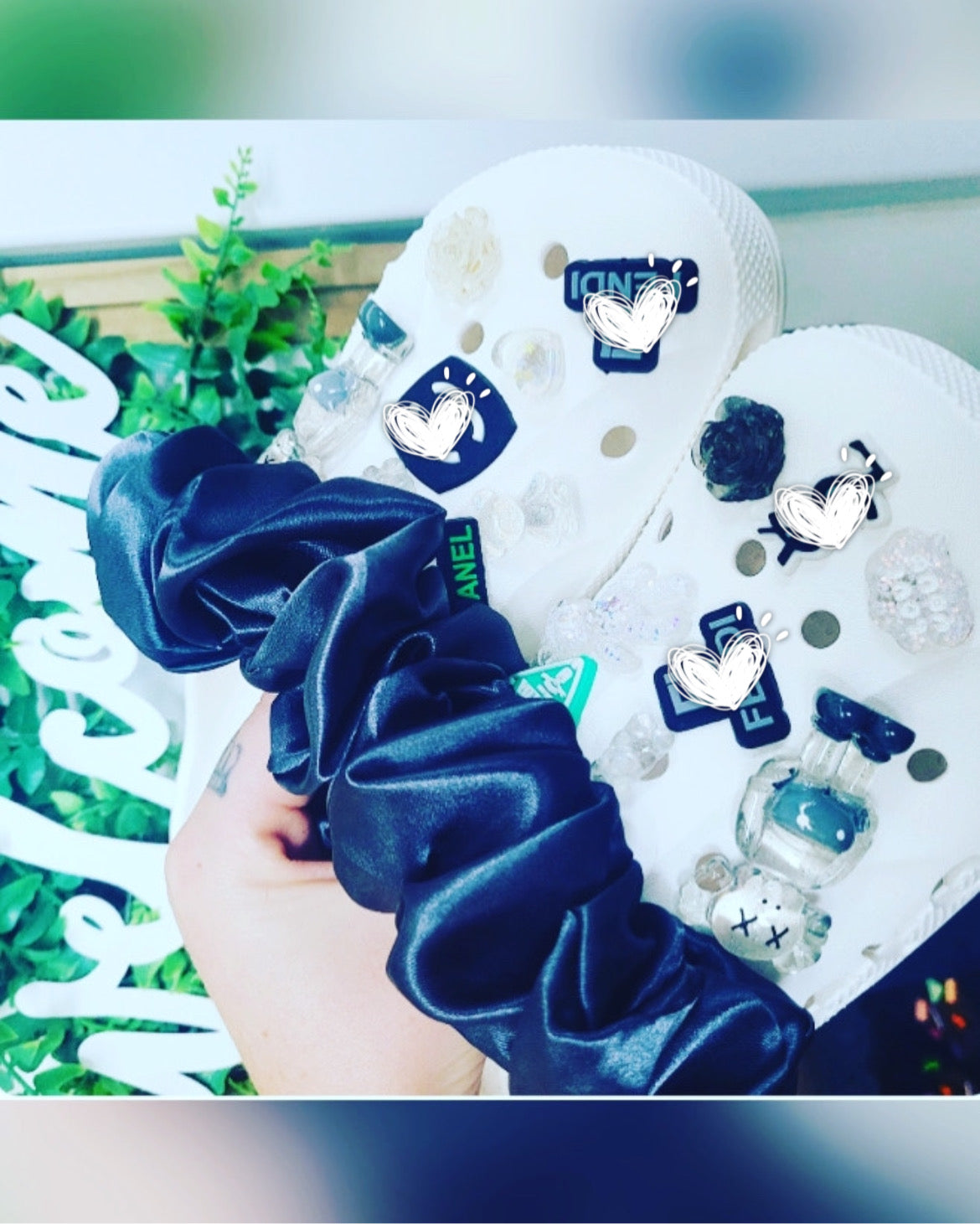 Croc strap scrunchies