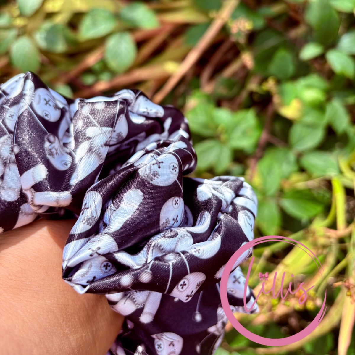 Voodoo Vixen - XXL Satin Silk Scrunchie