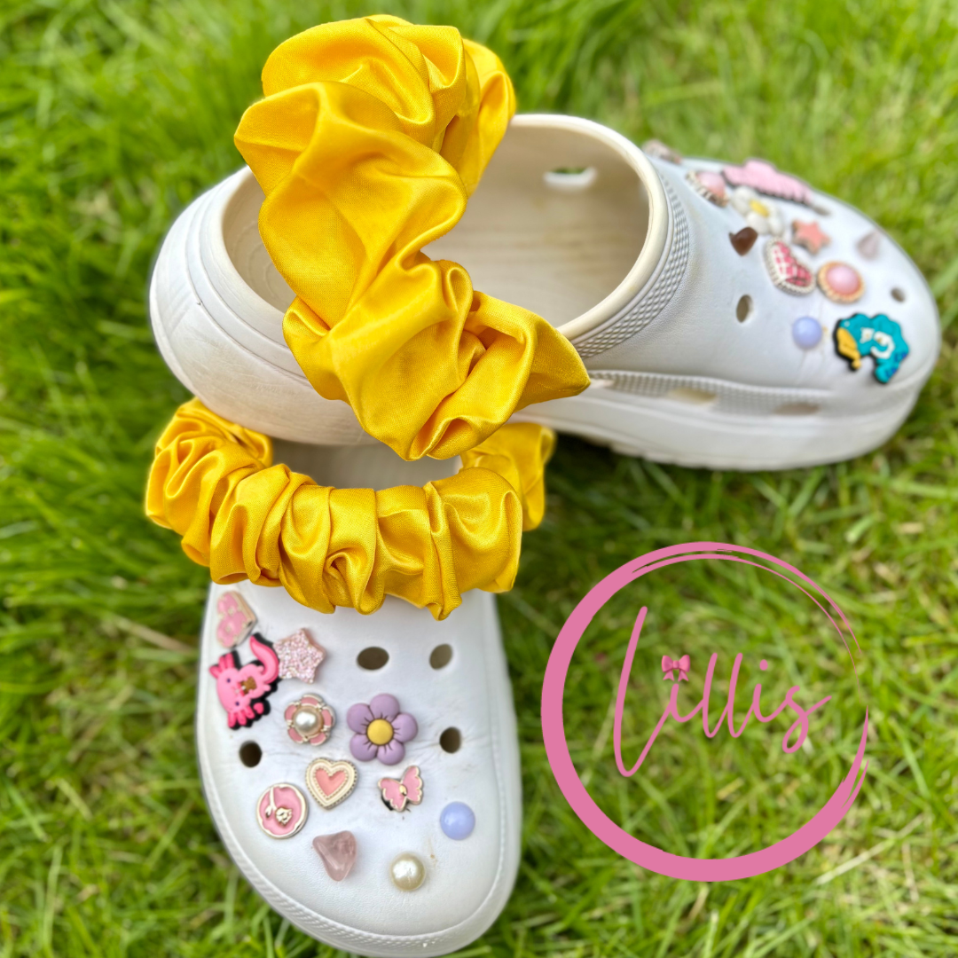 Croc strap scrunchies
