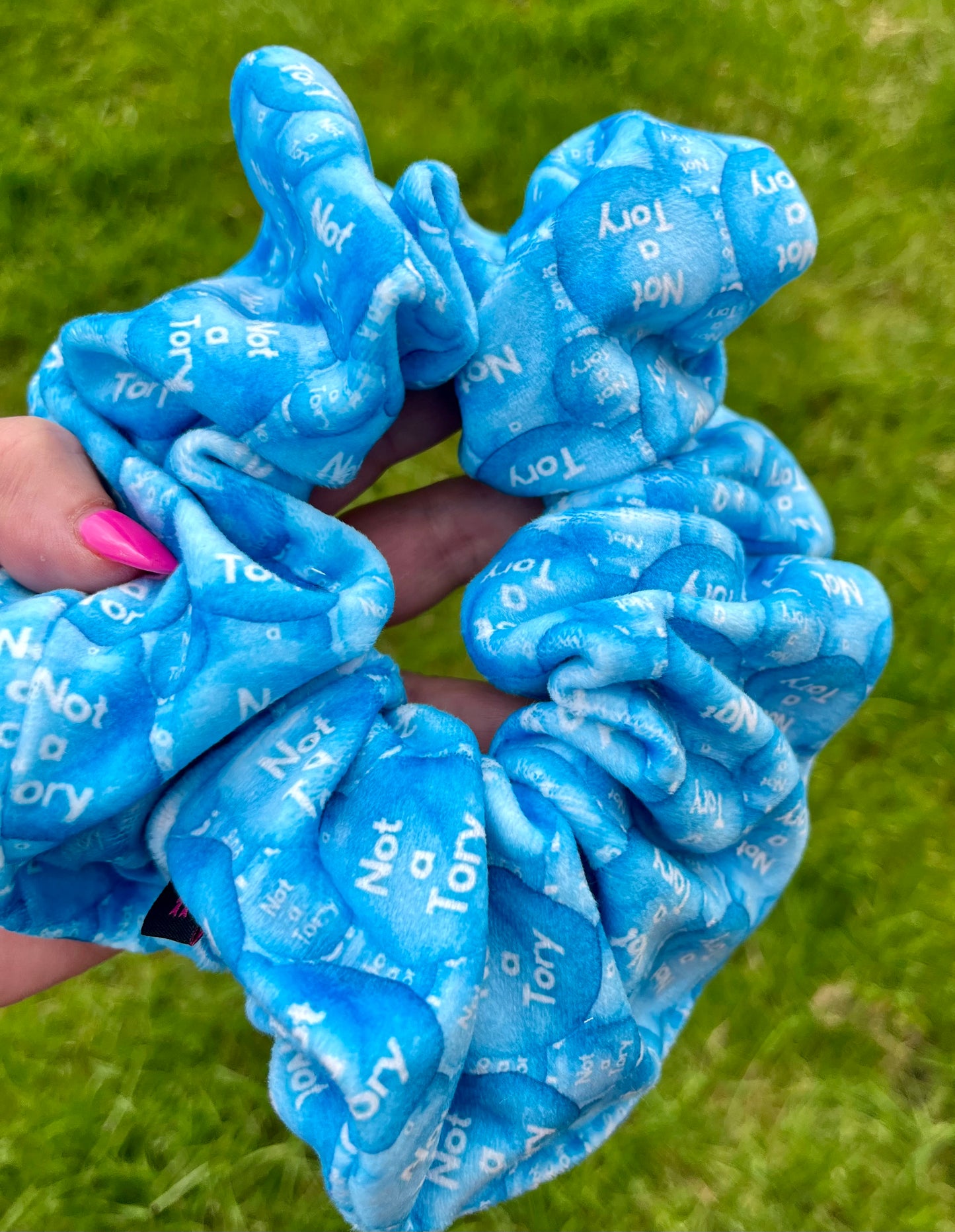 Anti political XXL scrunchies