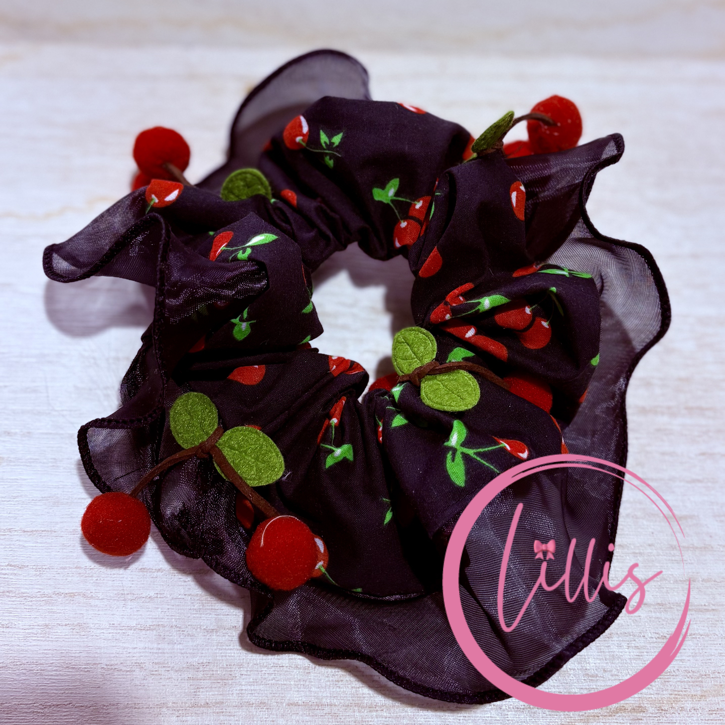 Ruffle scrunchie