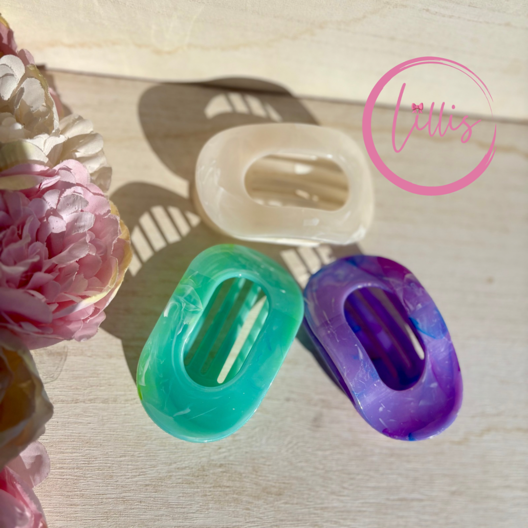 Flat claw clip