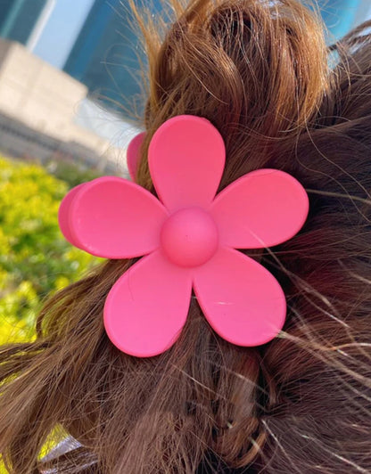 Flower claw clip