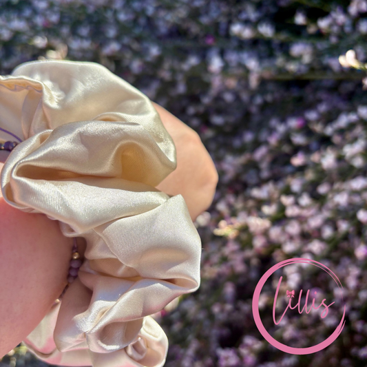 Silk satin scrunchie