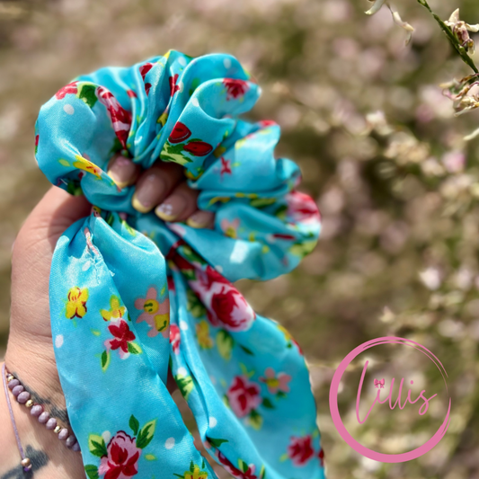 Silk satin scrunchie