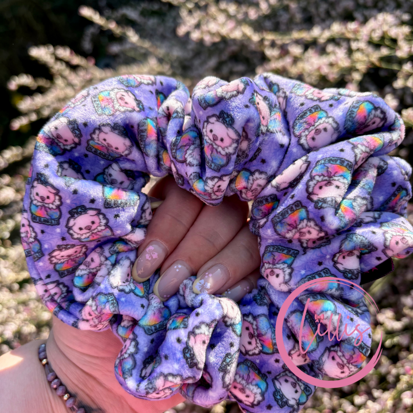 XL velvet squish scrunchie