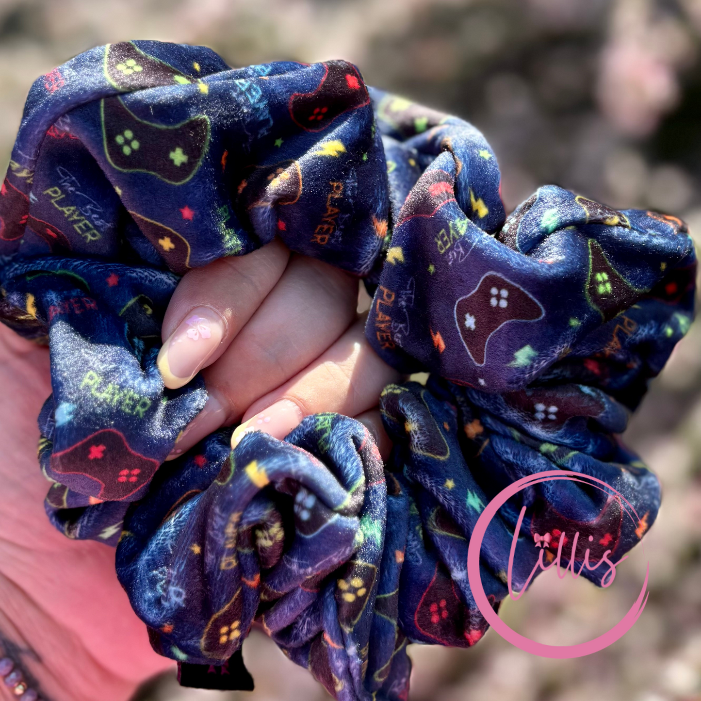 XL velvet squish scrunchie