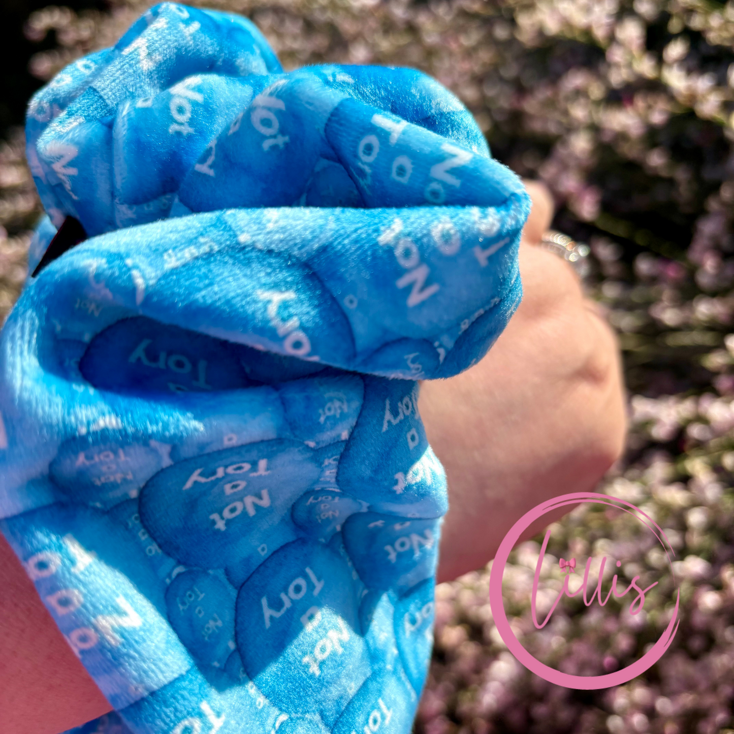 Anti political XXL  XL scrunchies