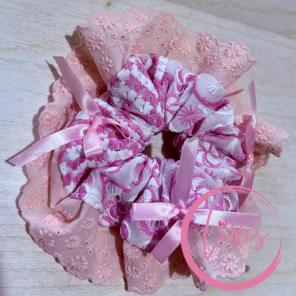 Ruffle scrunchie